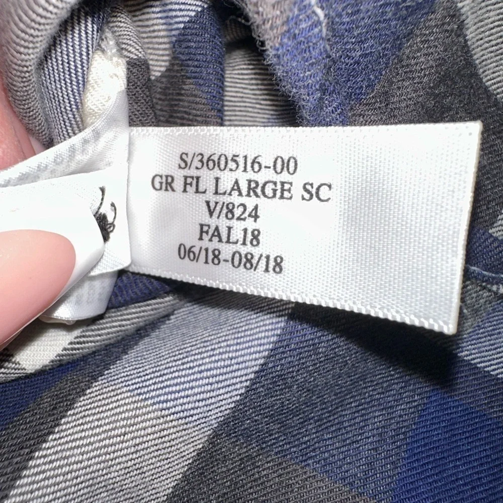 Banana Republic Blue and White Casual Button Down Shirt
